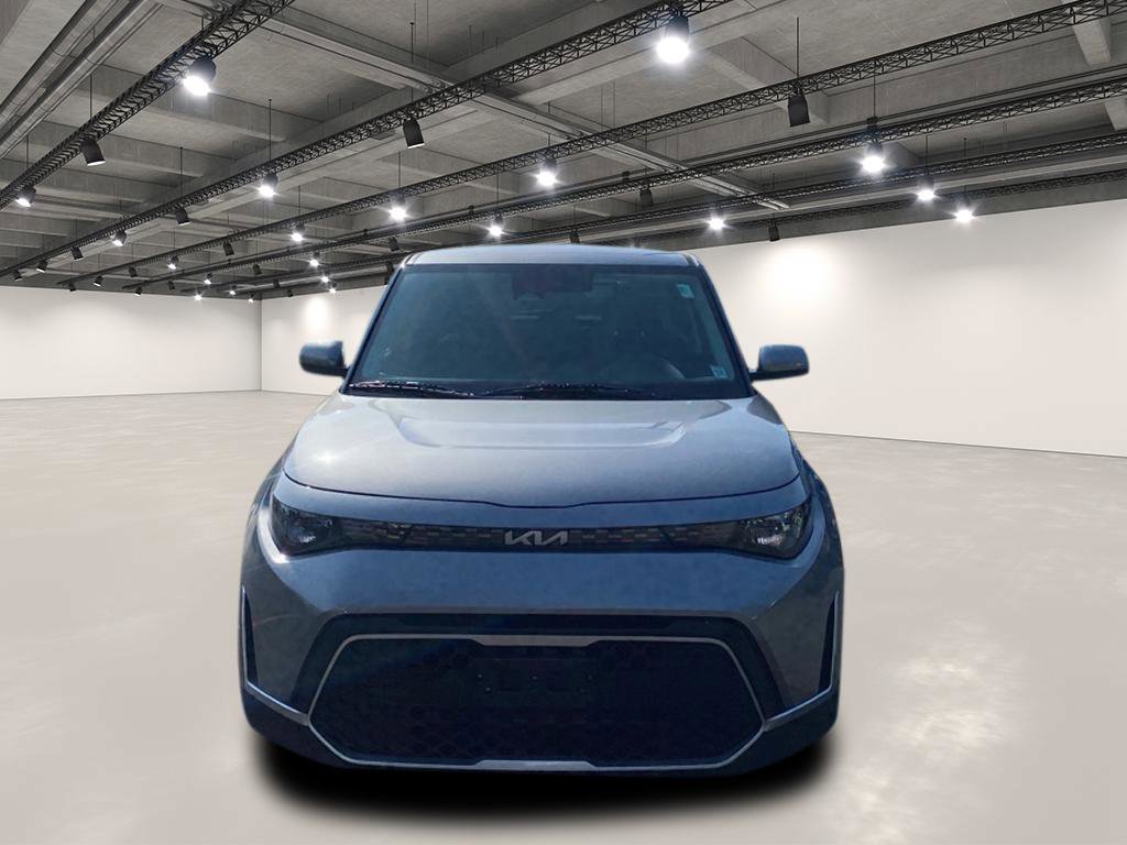 2023 Kia Soul LX photo 2
