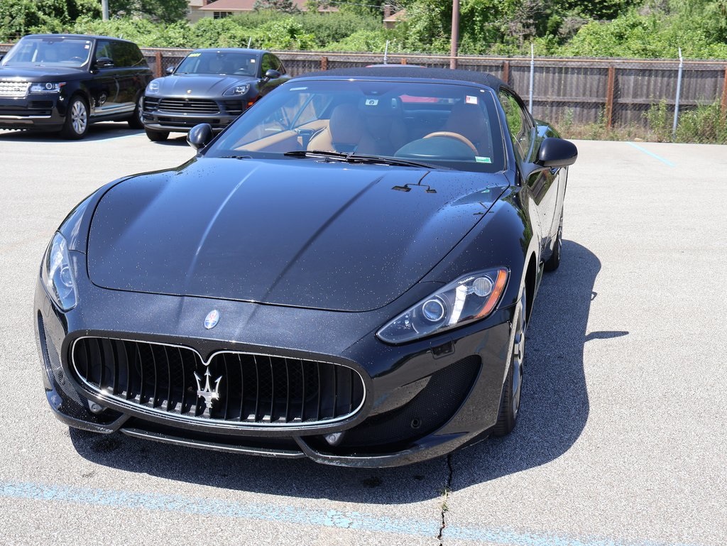 2016 Maserati Granturismo Sport photo 2