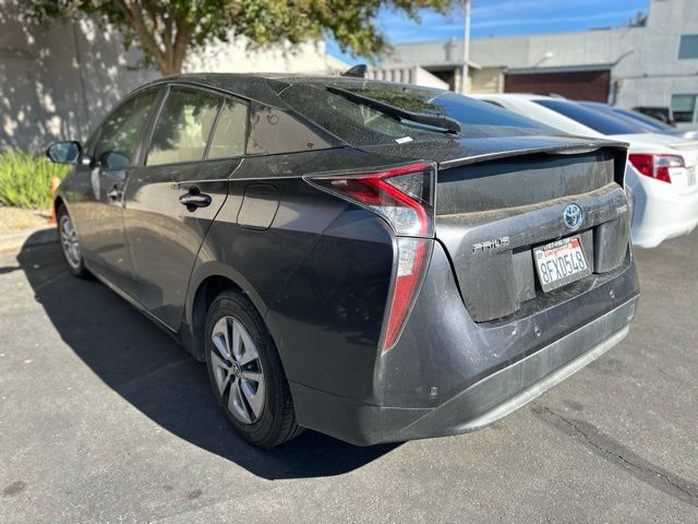 2018 Toyota Prius Four photo 3