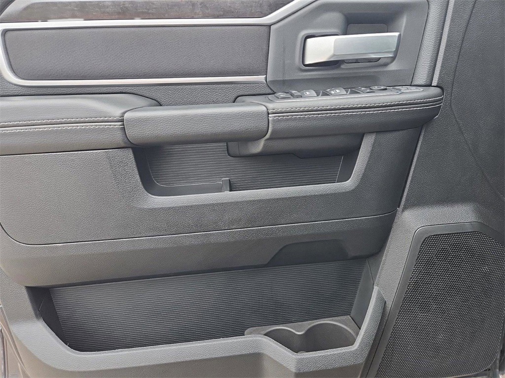 2024 Ram 2500 Big Horn photo 35