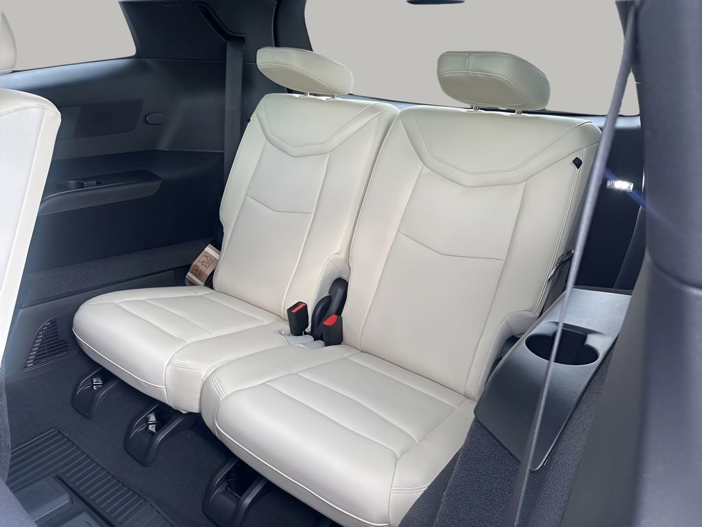 2025 Cadillac XT6 Sport photo 16
