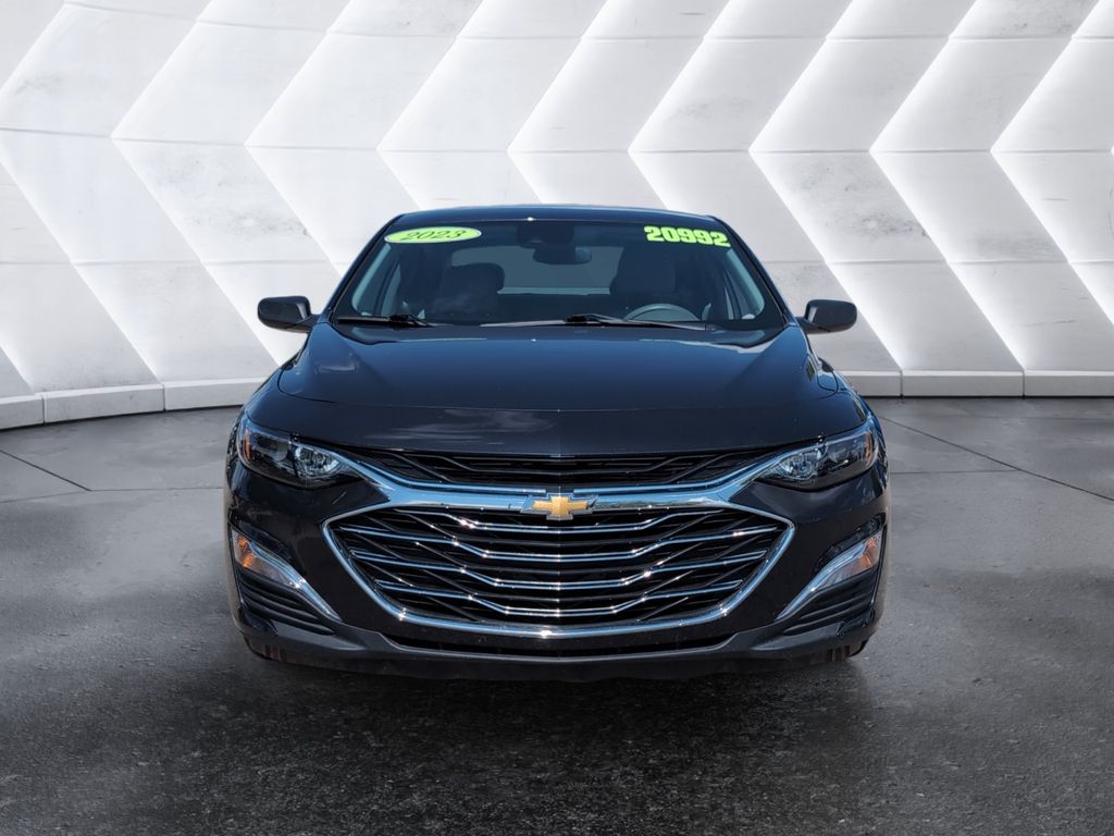 2023 Chevrolet Malibu LS photo 2