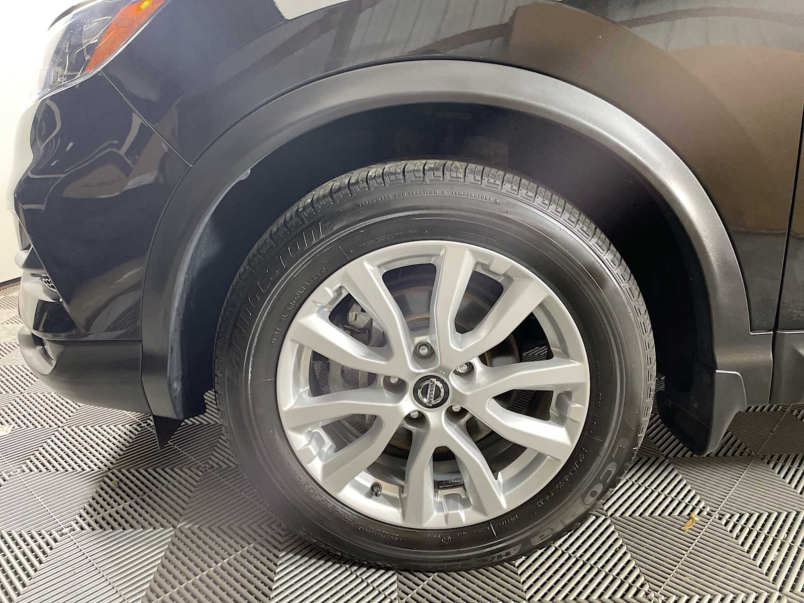 2022 Nissan Rogue Sport SV photo 28