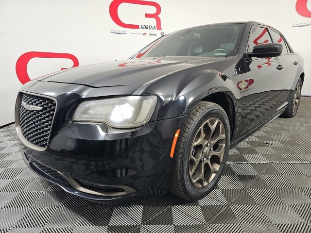 2016 Chrysler 300 S photo 3