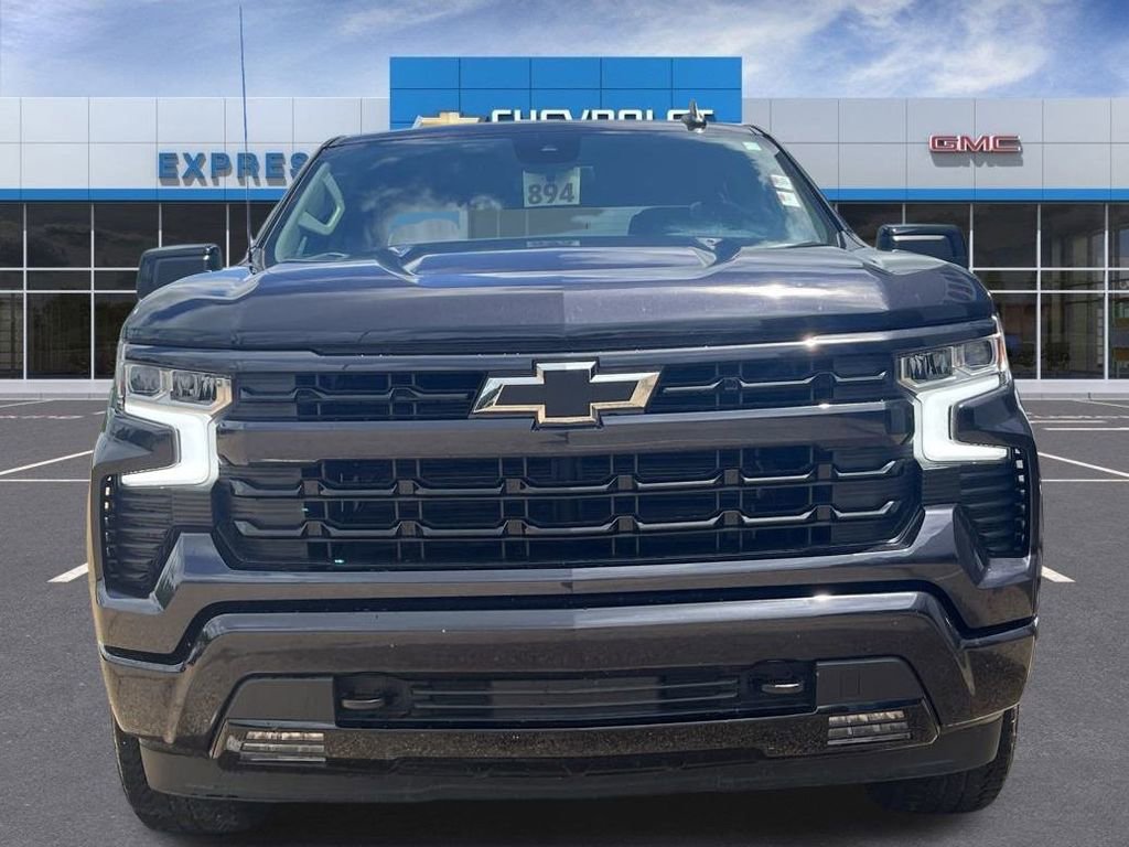2024 Chevrolet Silverado 1500 RST photo 3