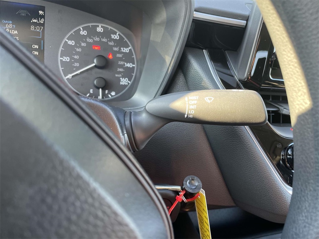 2025 Toyota Corolla LE photo 24