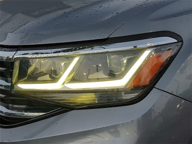 2022 Volkswagen Atlas SEL photo 6