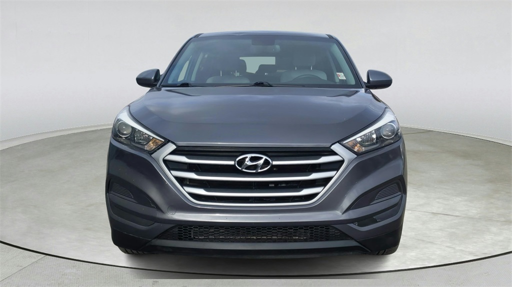 2018 Hyundai Tucson SE photo 2