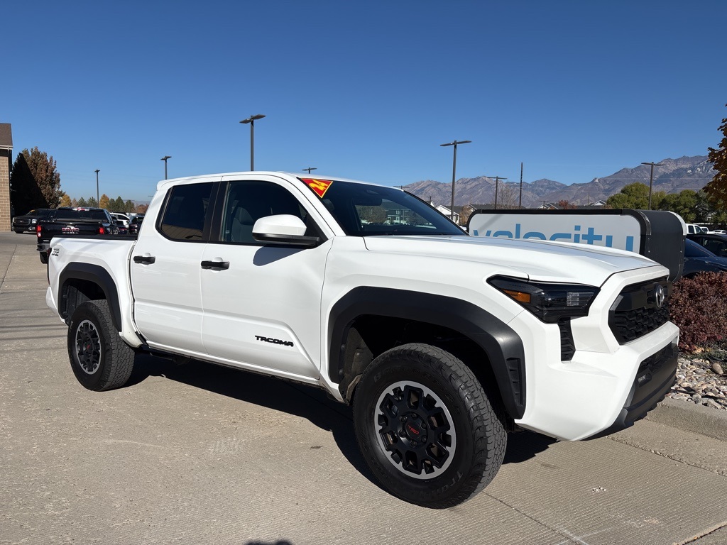 2024 Toyota Tacoma TRD Off Road's photo