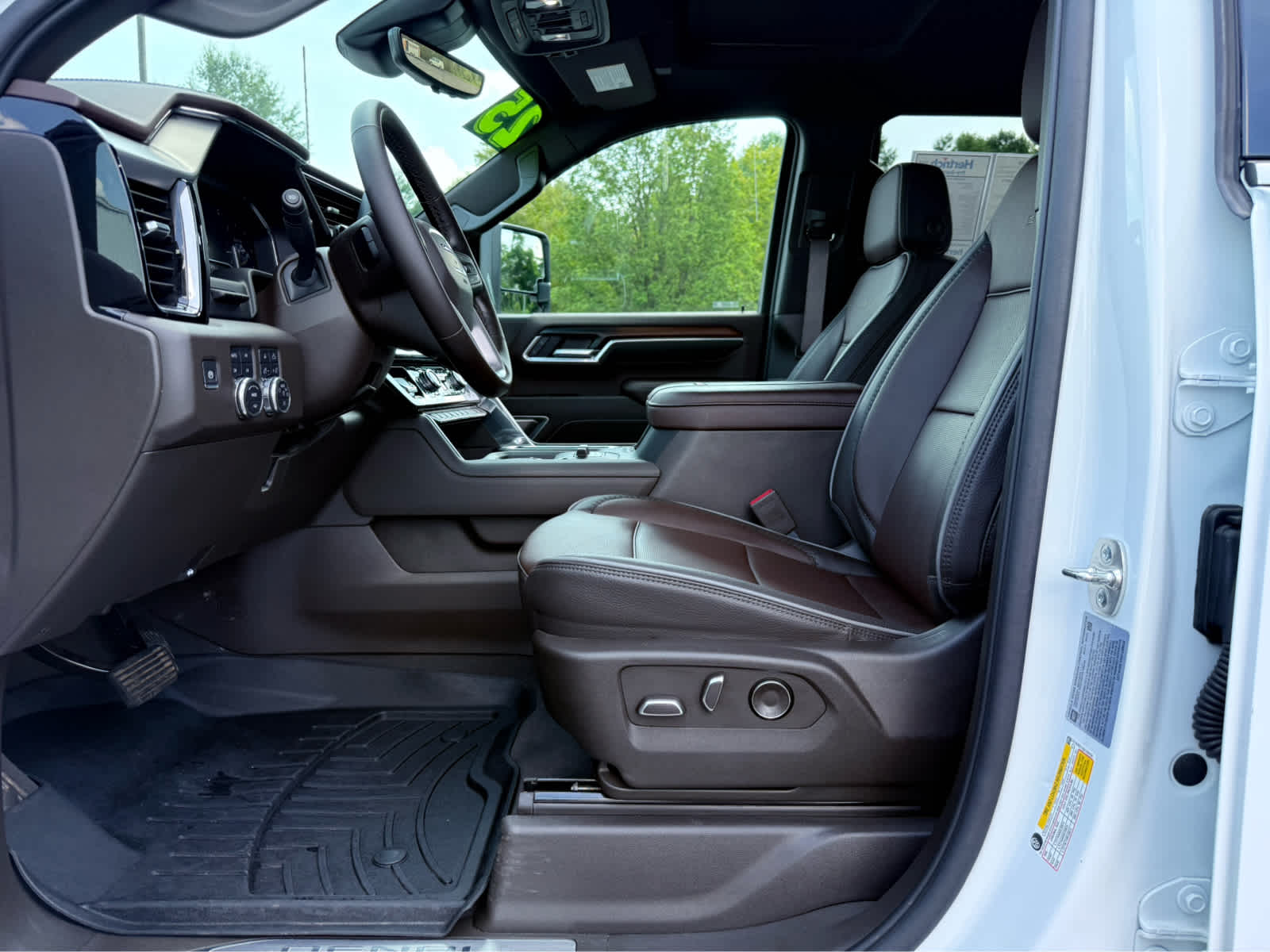 2025 Gmc Sierra 2500 HD Denali photo 13