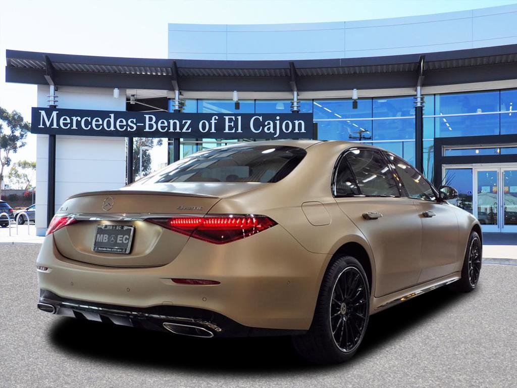 2025 Mercedes Benz S 580 4MATIC photo 3