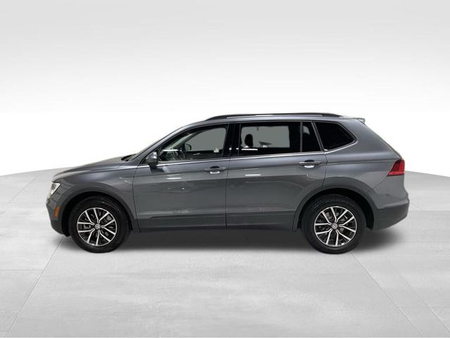 2021 Volkswagen Tiguan S photo 2