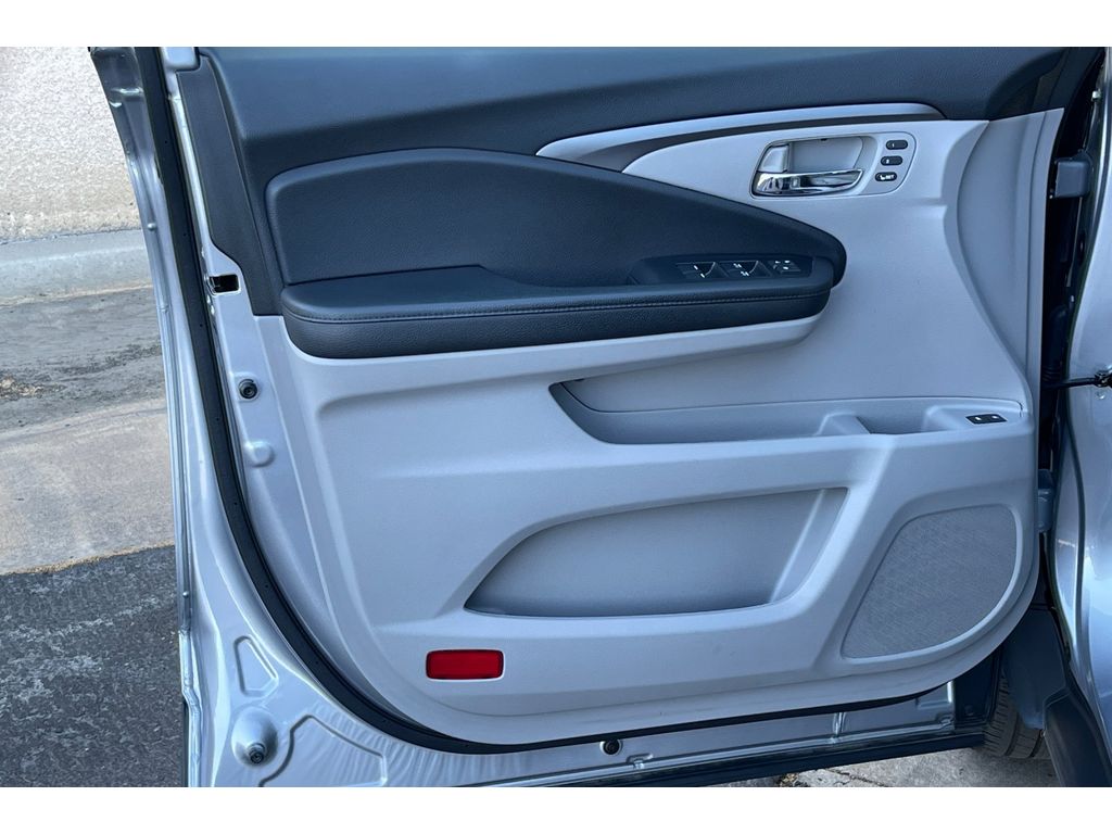 2022 Honda Pilot Special Edition photo 12