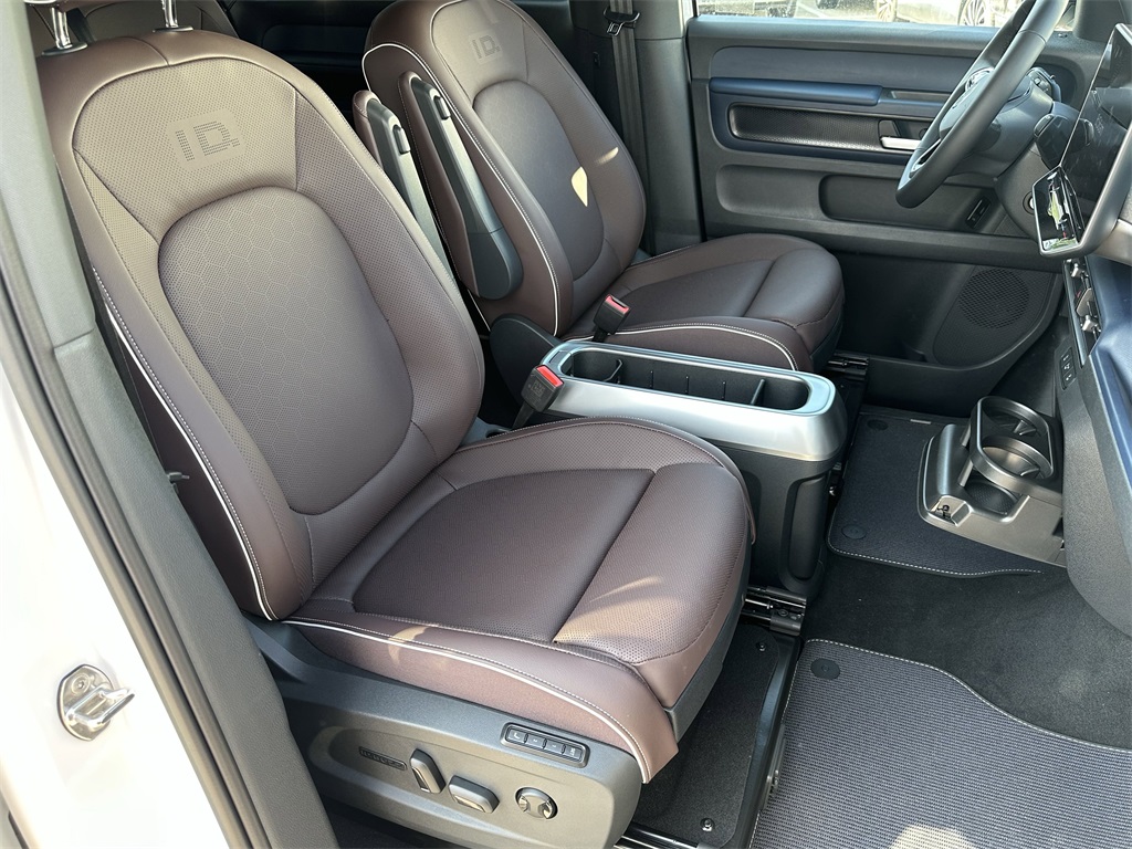 2025 Volkswagen ID. Buzz Pro S photo 28
