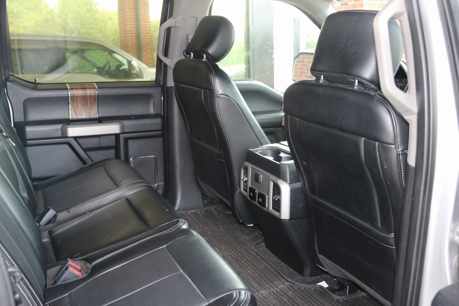 2020 Ford F-150 Lariat photo 18
