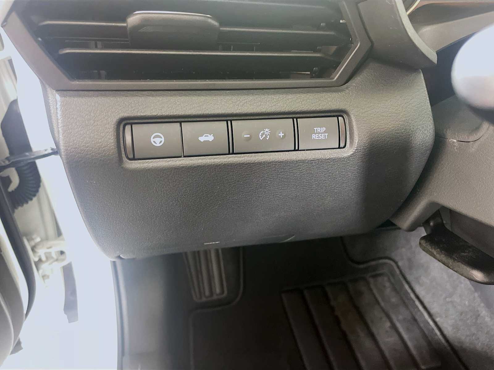 2023 Nissan Altima 2.5 SV photo 8