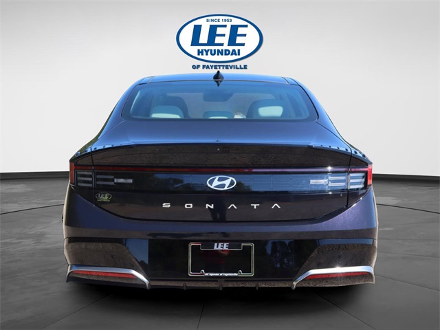 2024 Hyundai Sonata SEL photo 3