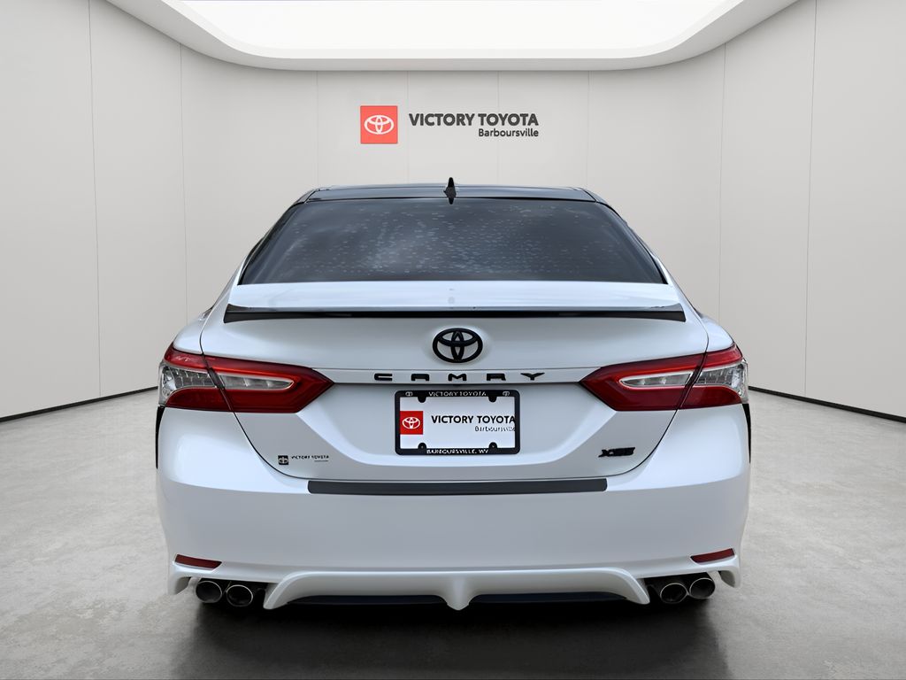 2020 Toyota Camry XSE photo 4