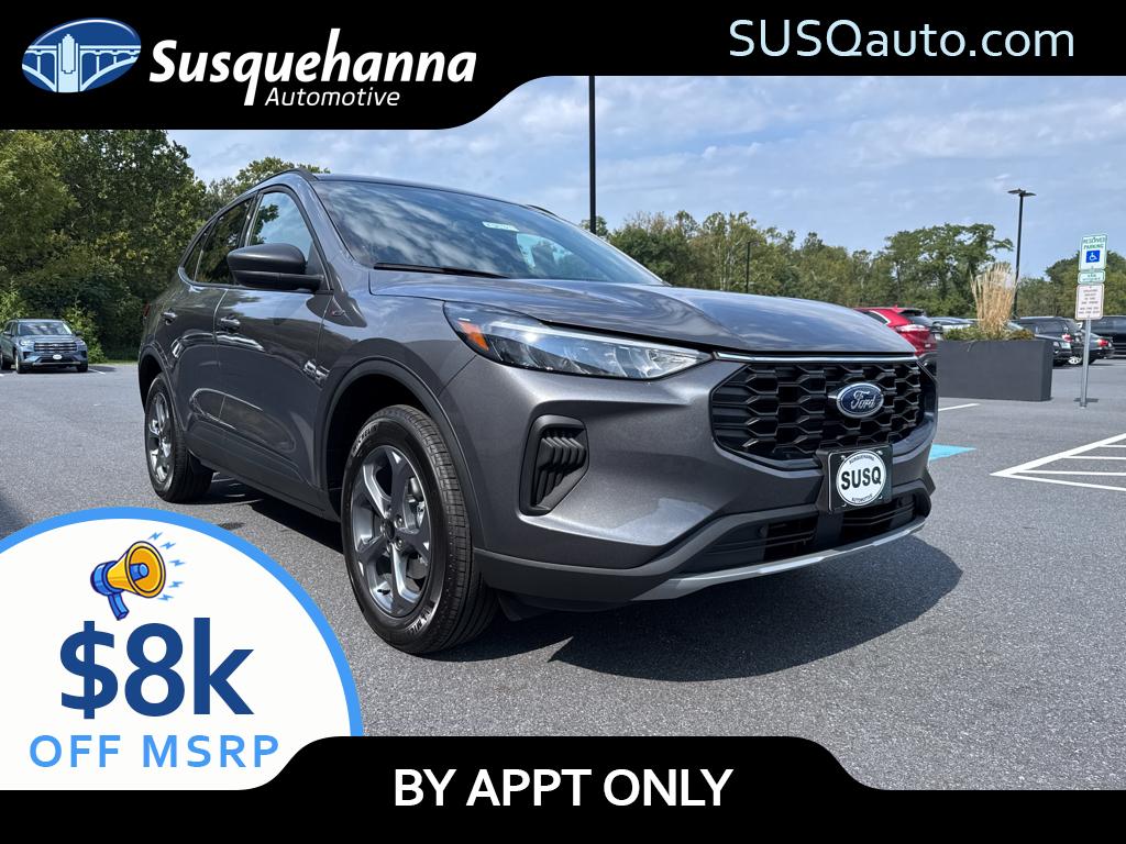 2025 Ford Escape ST-Line's photo