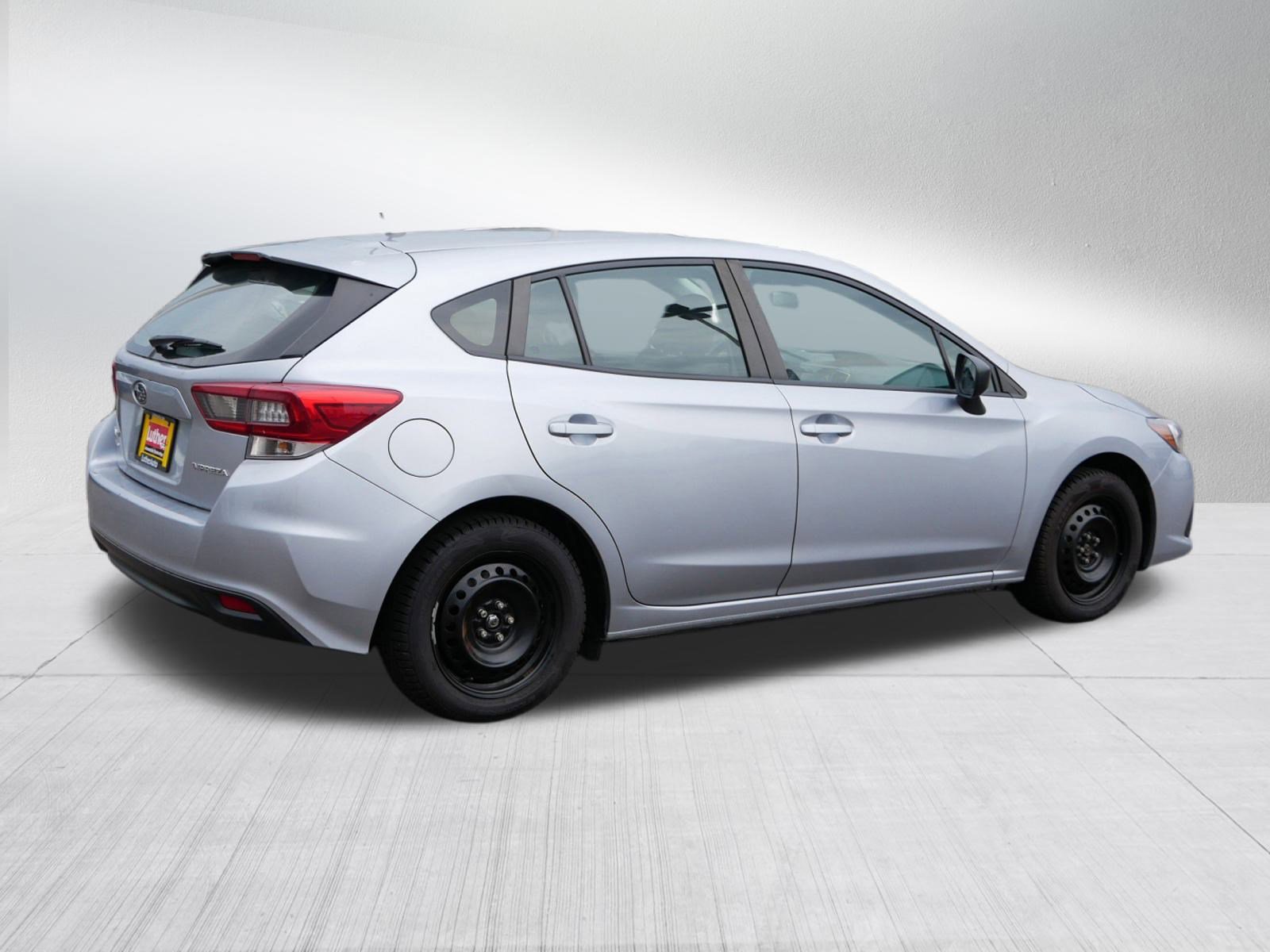 2023 Subaru Impreza Base photo 6