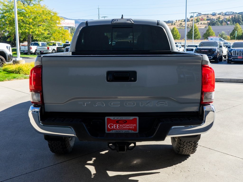 2018 Toyota Tacoma SR5 TRD Pro Sport photo 4