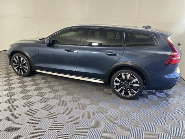 2020 Volvo V60 Cross Country T5 AWD photo 11