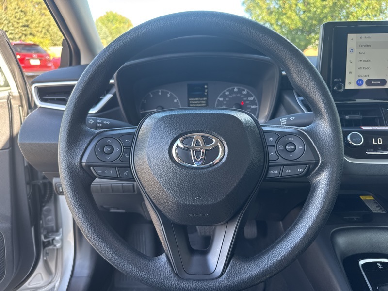 2025 Toyota Corolla LE photo 10