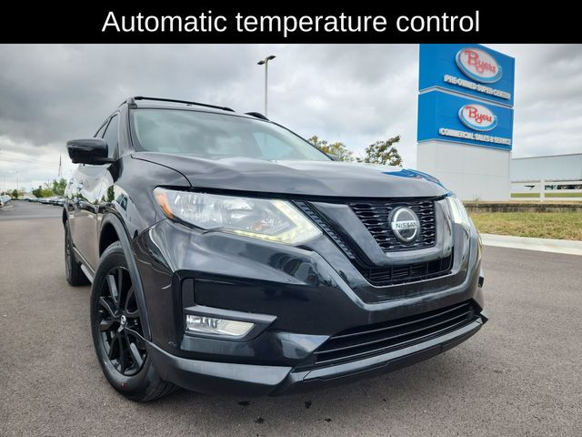 2018 Nissan Rogue SV photo 9