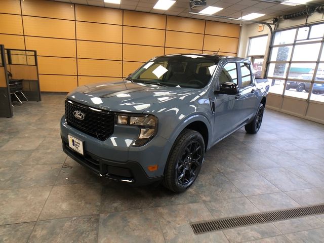 2025 Ford Maverick XLT photo 3