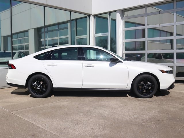 2025 Honda Accord 1.5T SE photo 4