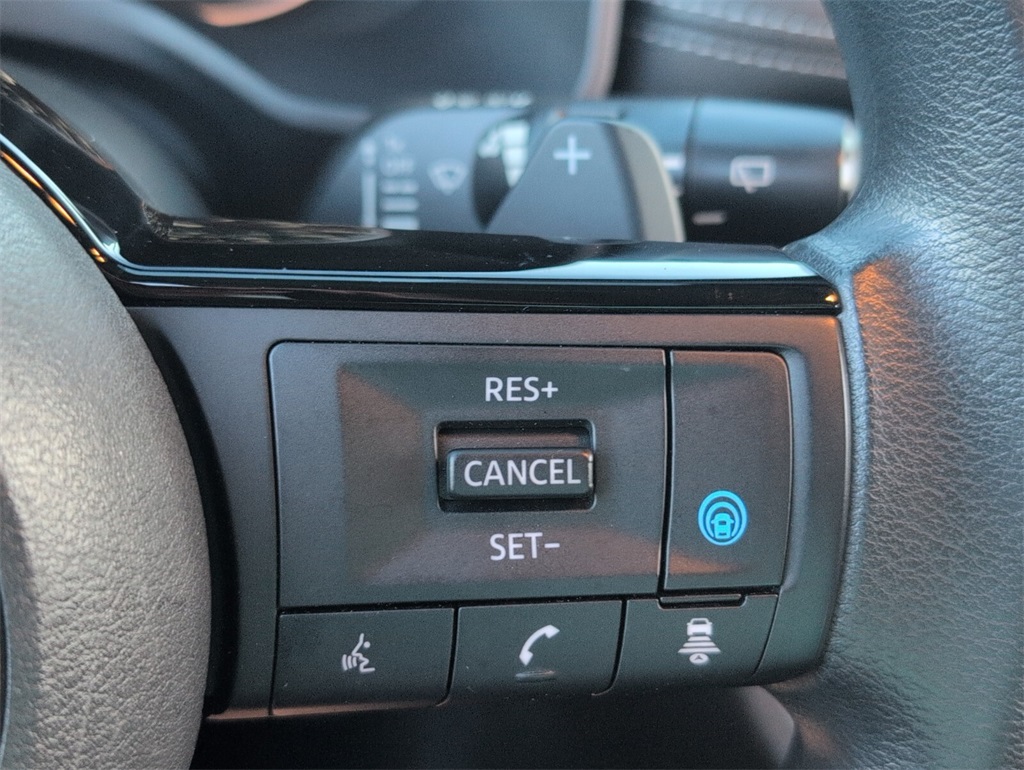 2021 Nissan Rogue SV photo 20