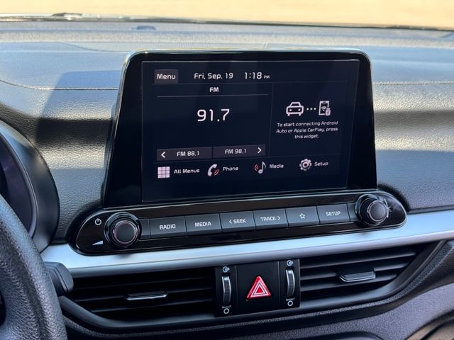 2023 Kia Forte LXS photo 8