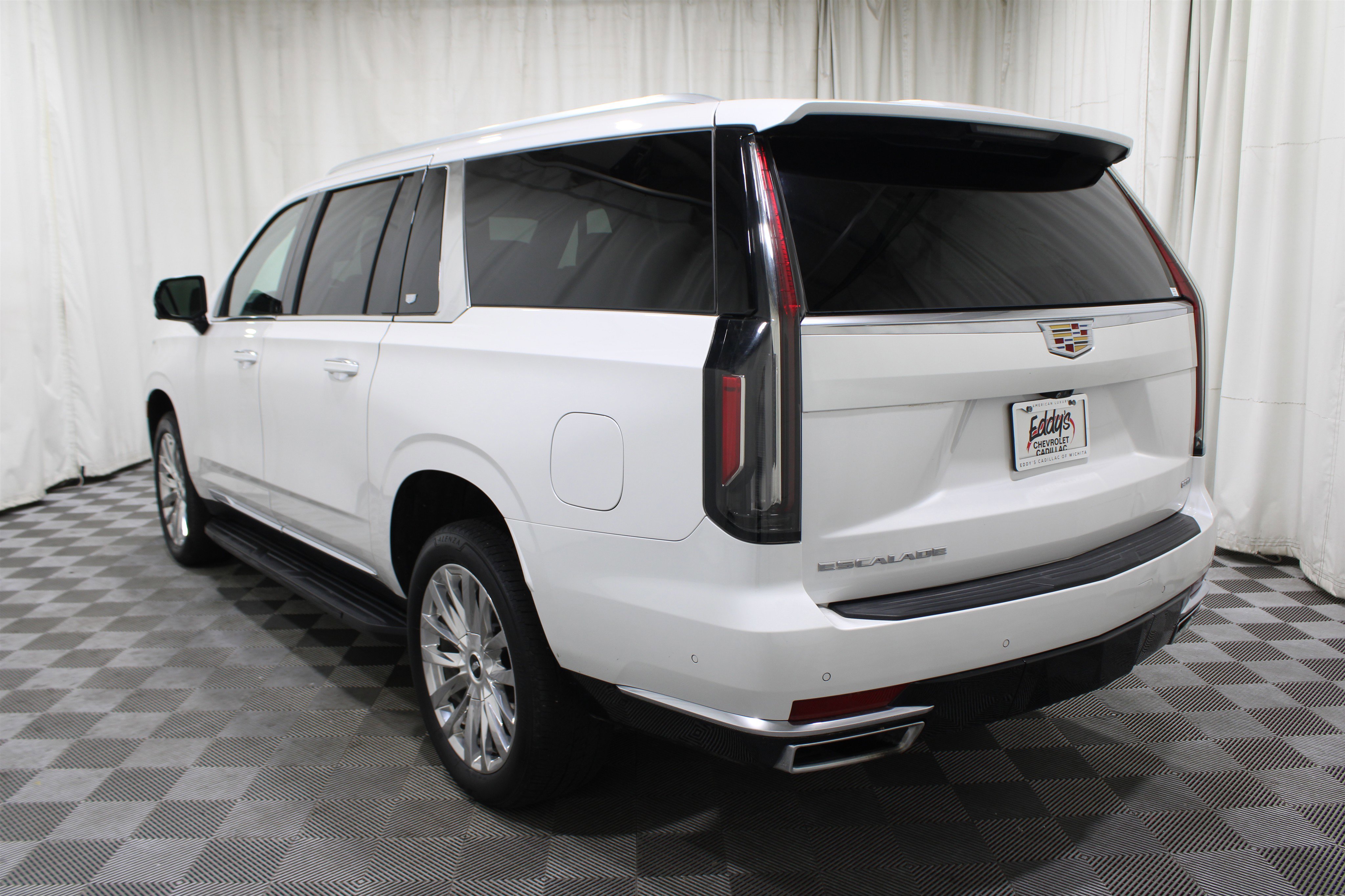 2023 Cadillac Escalade ESV Premium Luxury photo 34