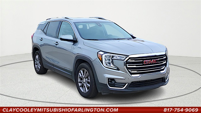 2024 GMC Terrain SLT's photo