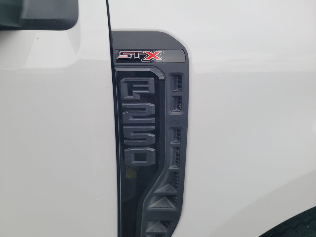 2024 Ford F-250 XL photo 24