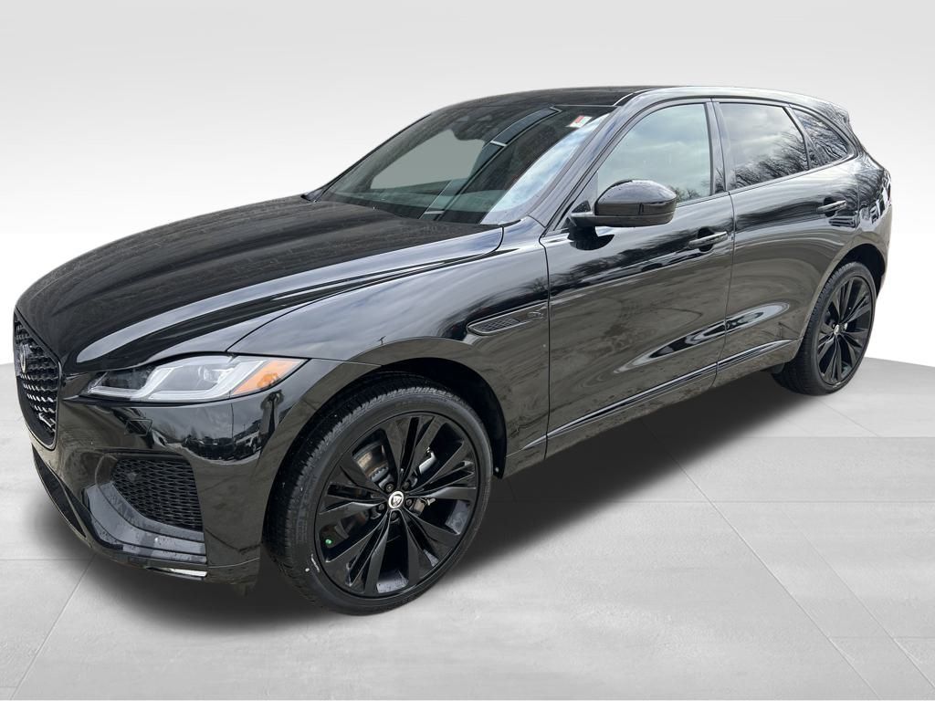 2025 Jaguar F-PACE P250 R-Dynamic S photo 2