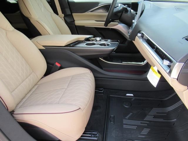 2026 Cadillac Lyriq photo 11