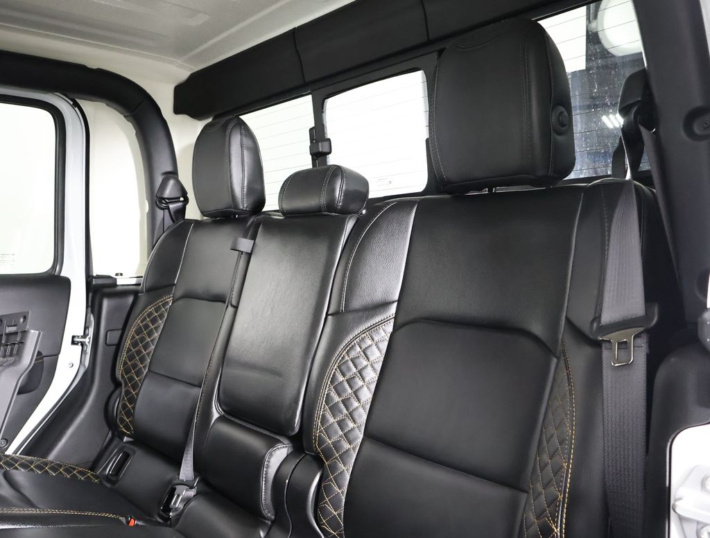 2022 Jeep Gladiator High Altitude photo 13