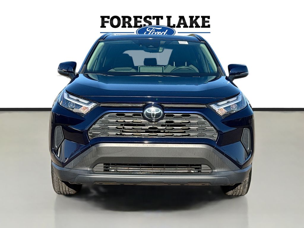 Used 2022 Toyota RAV4 XLE with VIN JTMP1RFV0ND089281 for sale in Forest Lake, Minnesota