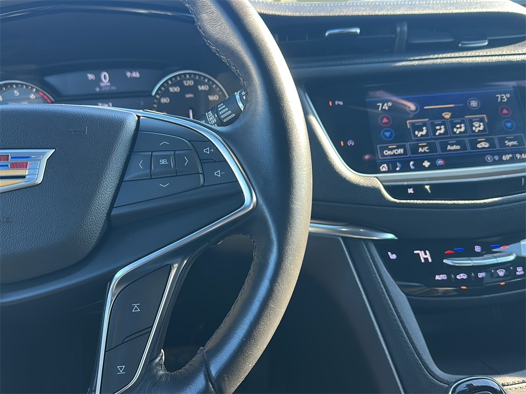 2023 Cadillac XT5 Luxury photo 5
