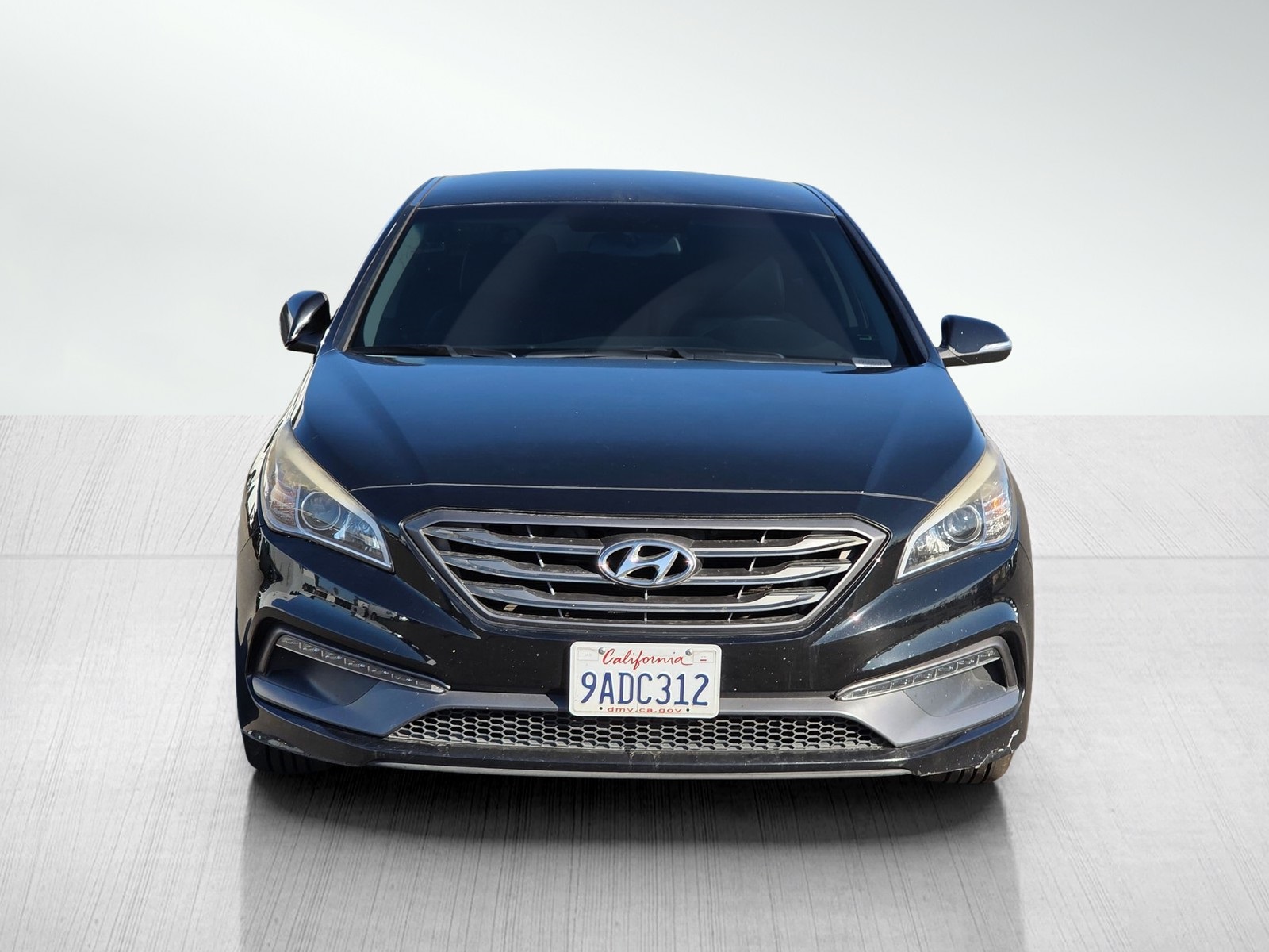 2016 Hyundai Sonata Sport photo 2