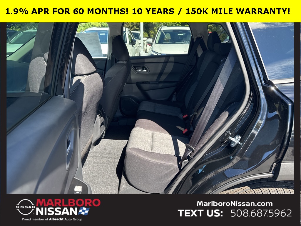 2026 Nissan Rogue SV photo 16