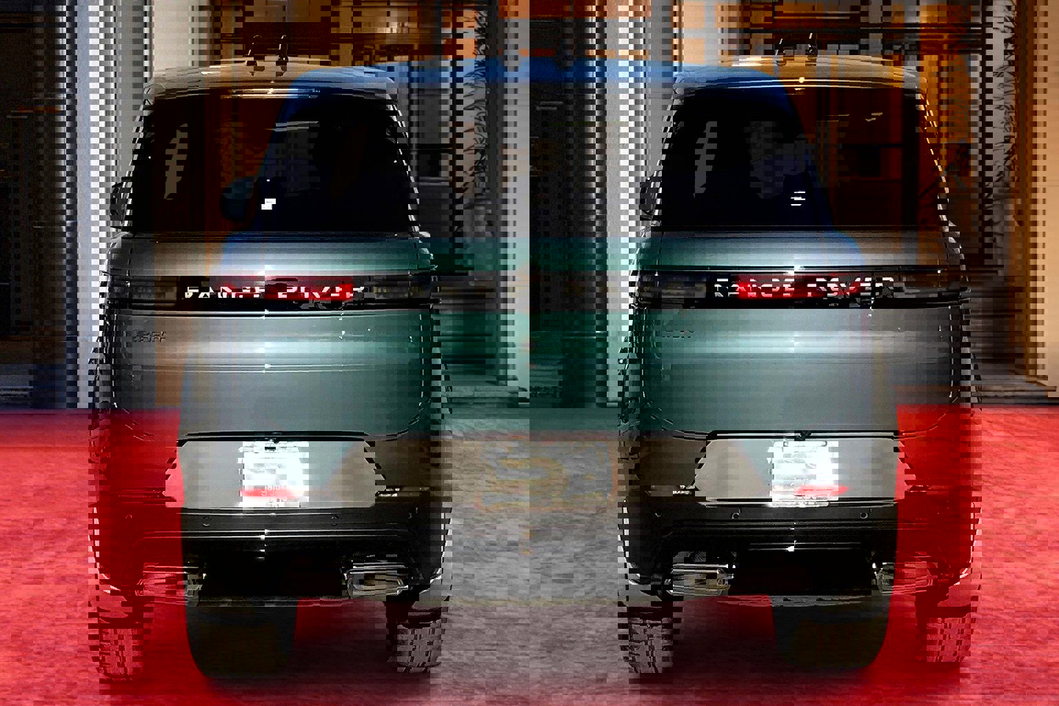 2025 Land Rover Range Rover Sport P360 S photo 4