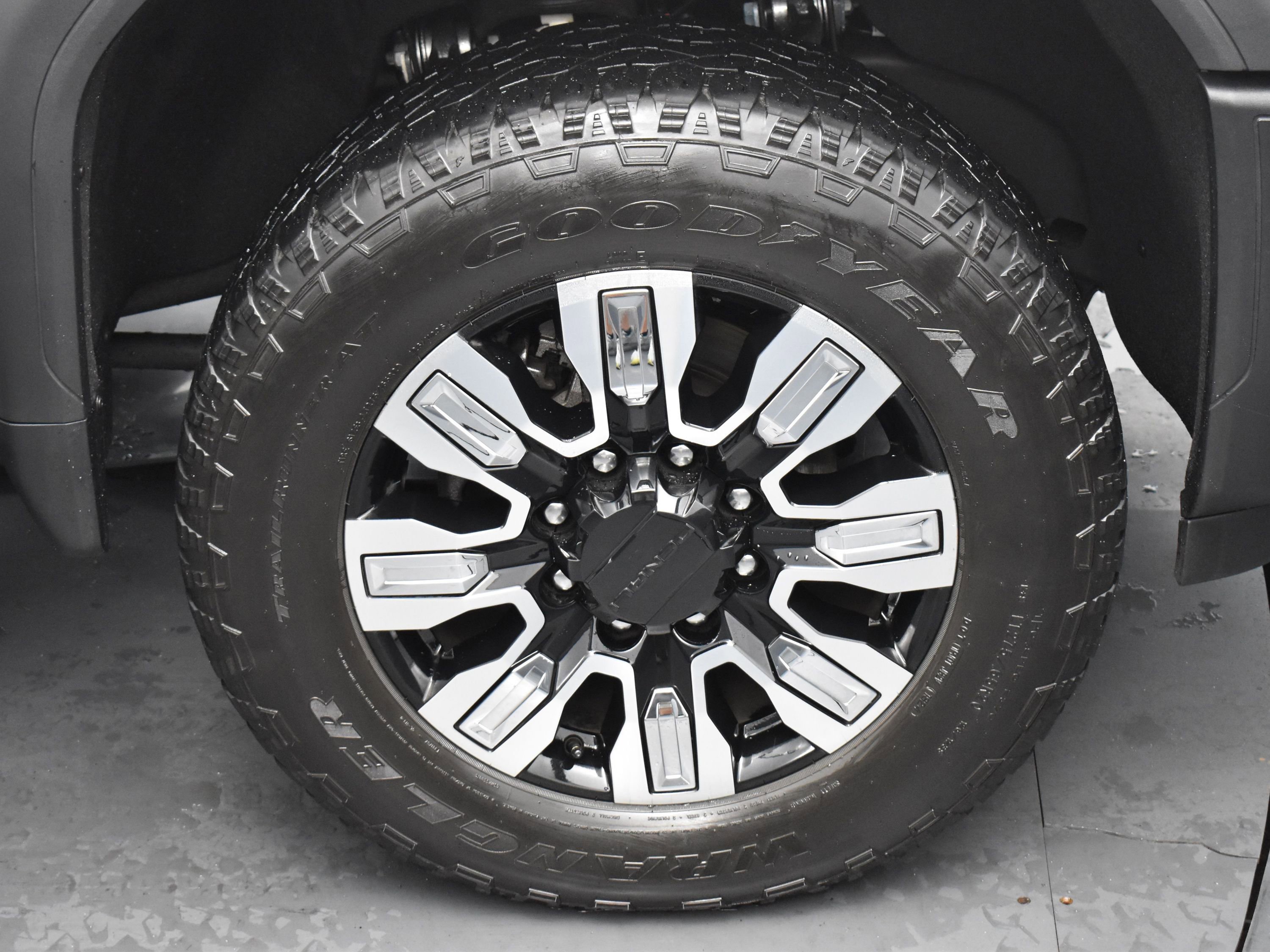 2024 Gmc Sierra 2500 HD Denali photo 37