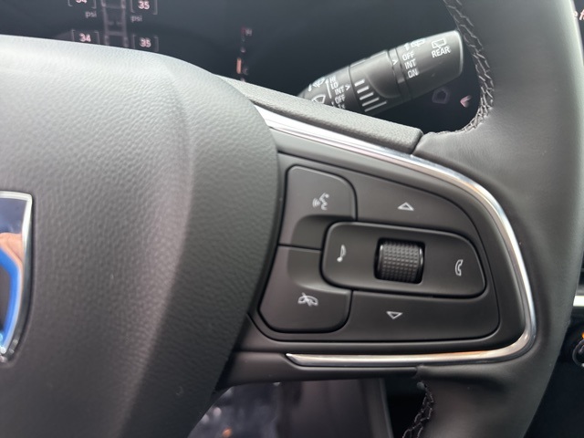 2025 Buick Encore GX Sport Touring photo 16