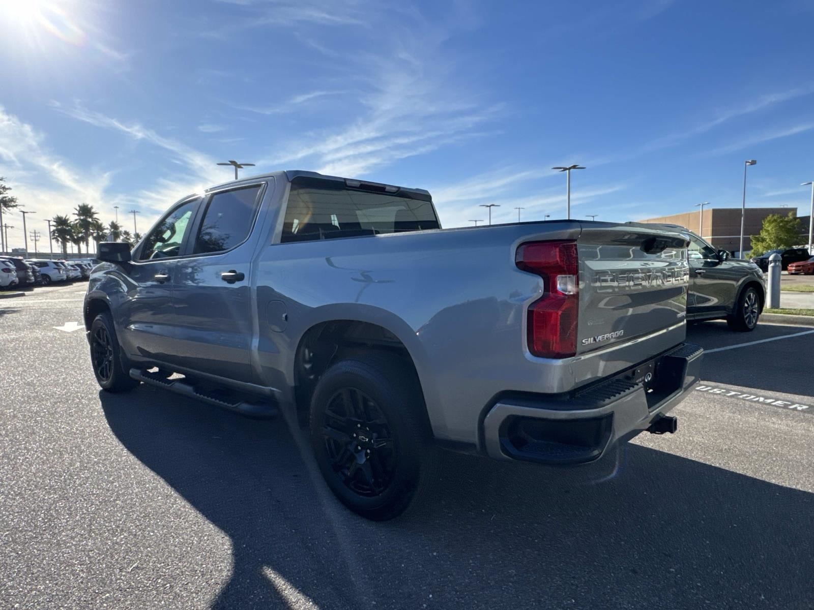 2024 Chevrolet Silverado 1500 Custom photo 4