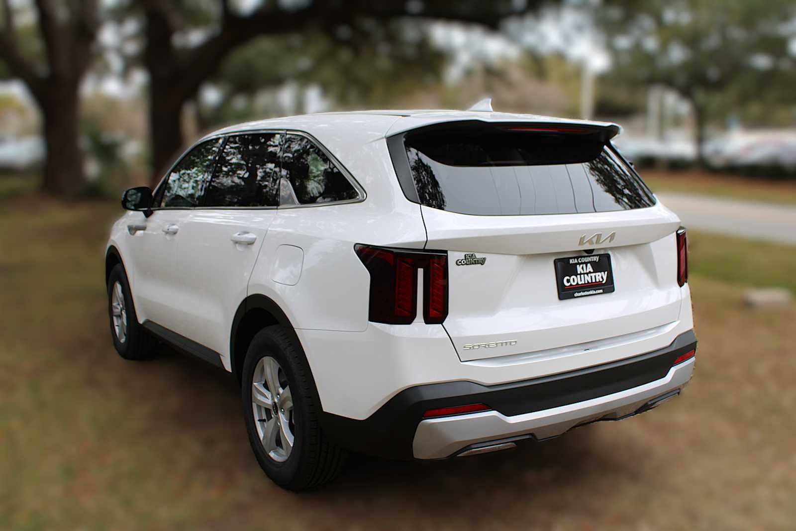 2026 Kia Sorento LX photo 10