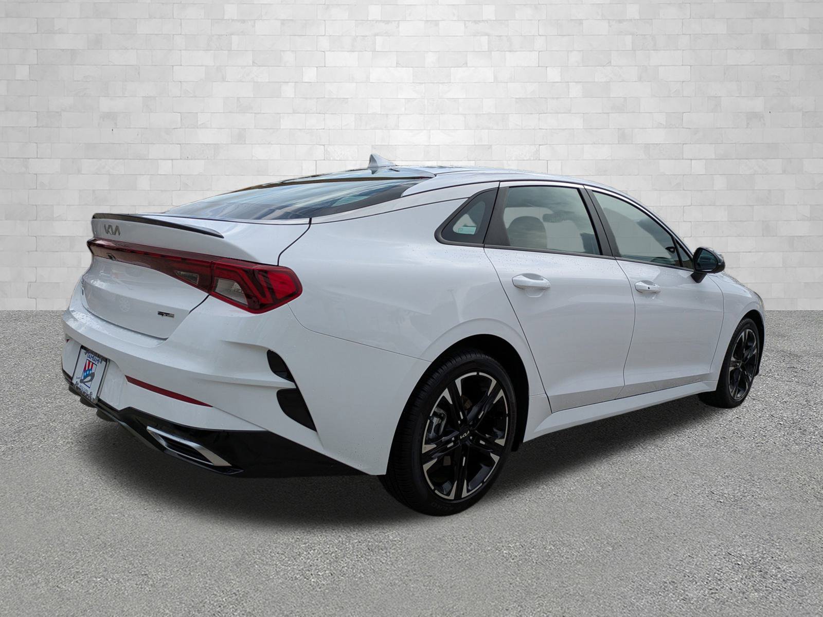 2023 Kia K5 GT-Line photo 2
