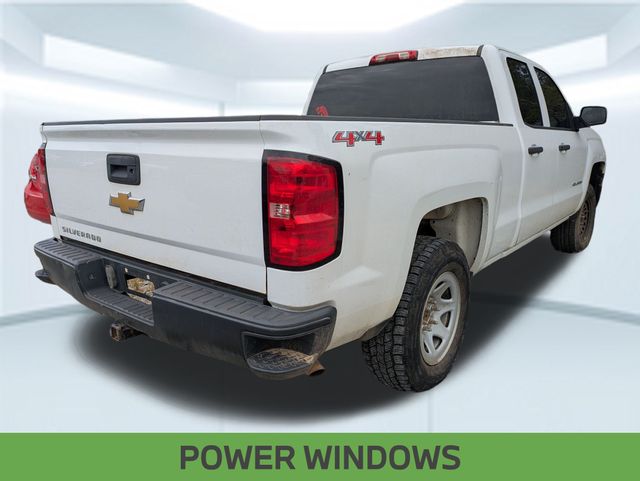 2015 Chevrolet Silverado 1500 photo 2