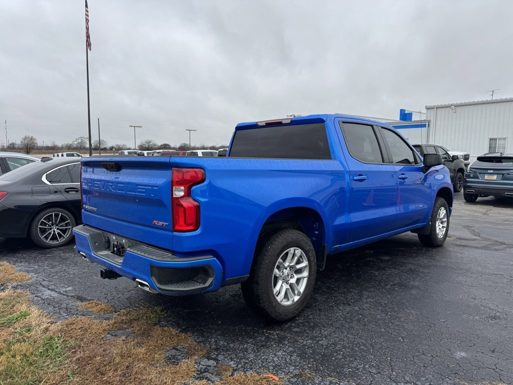 2025 Chevrolet Silverado 1500 RST photo 3